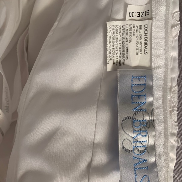 Wedding Gown - Picture 11 of 13